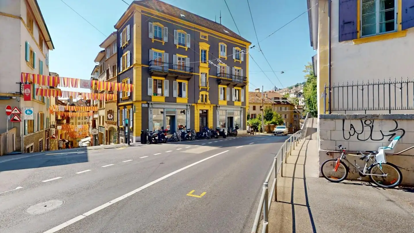 Mischgenutztes Gebäude kaufen - 2000 Neuchâtel