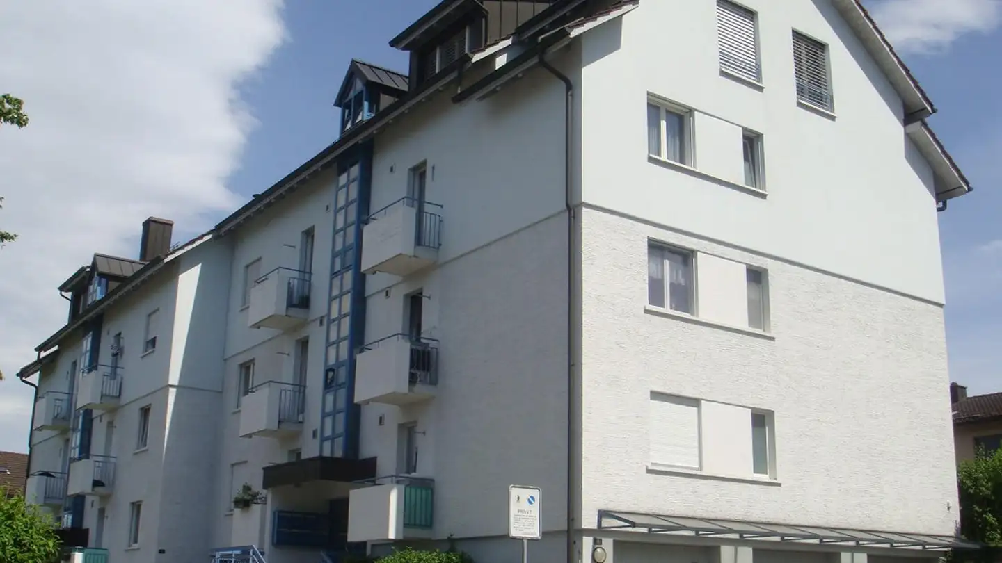 Appartamento in affitto - Zelglistrasse 4, 8618 Oetwil am See