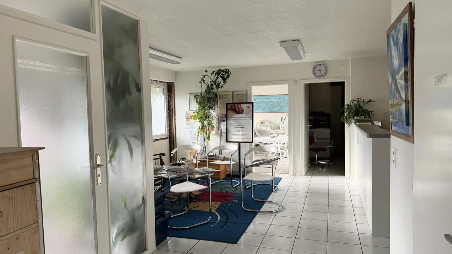 Medical practice for rent - 1566 Les Friques - Photo 3