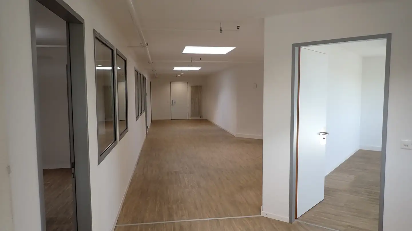 Bürofläche mieten - Bernstrasse 3, 3421 Lyssach - Foto 2