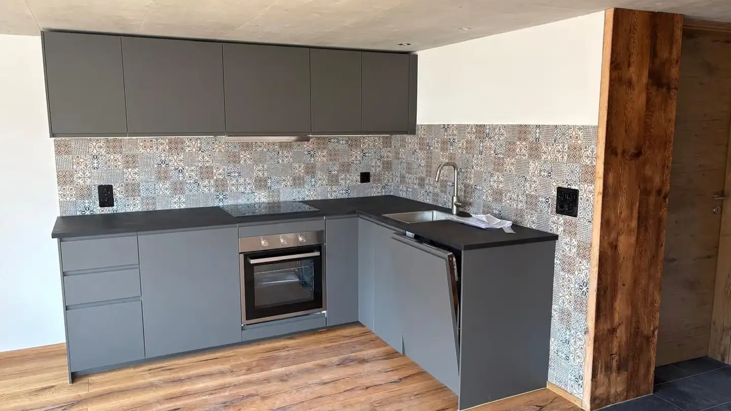 Appartamento in affitto - Via Tgermanal 3, 7166 Trun