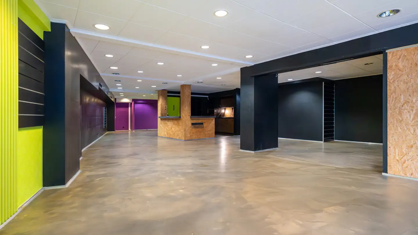 Commerciale in affitto - Place Grand-Saint-Jean 2, 1003 Lausanne - Photo 2