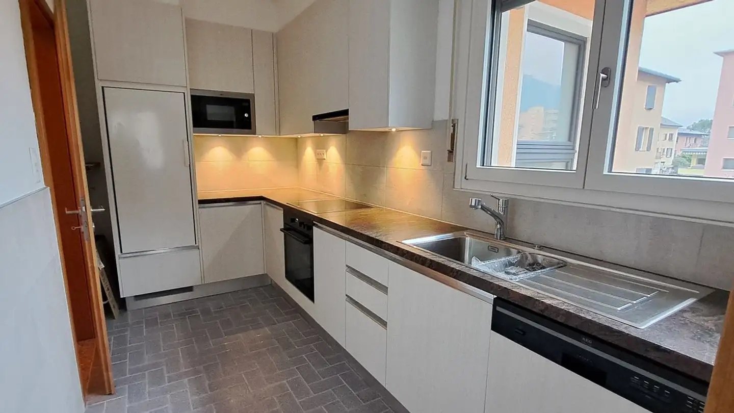 Wohnung mieten - Via Vallone, 6500 Bellinzona - Foto 2