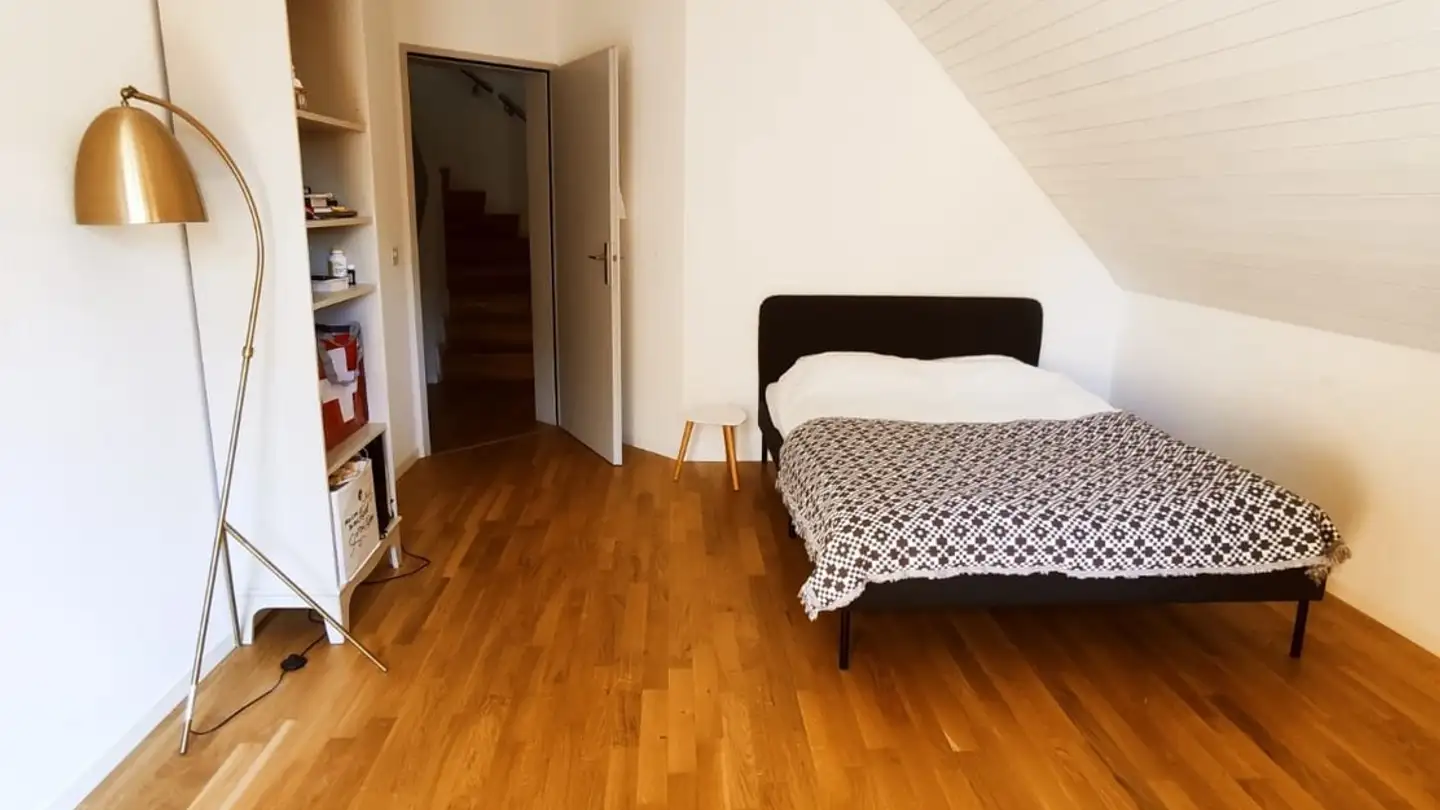 Single room for rent - Schwandenholzstrasse 234, 8046 Zürich