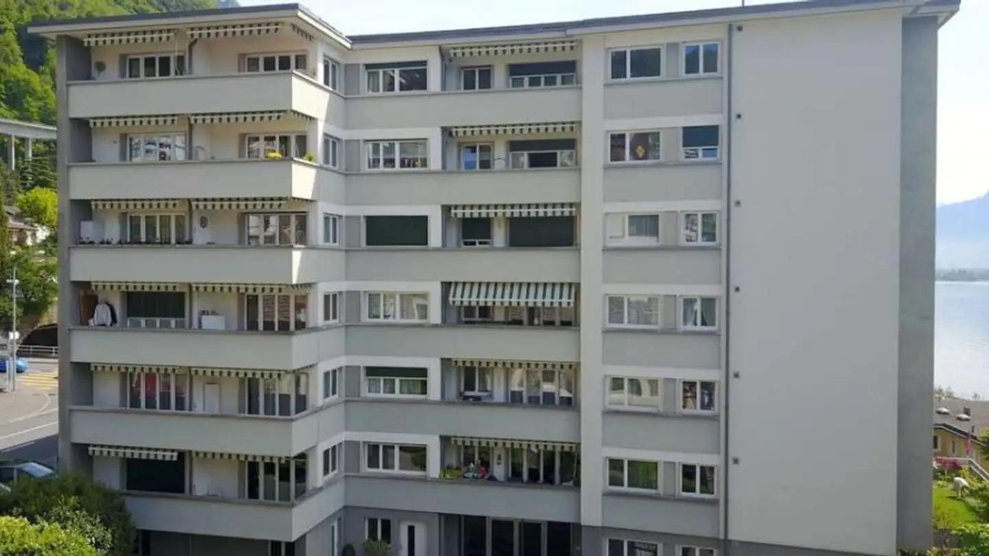 Single garage for rent - Avenue de Chillon 51, 1820 Montreux