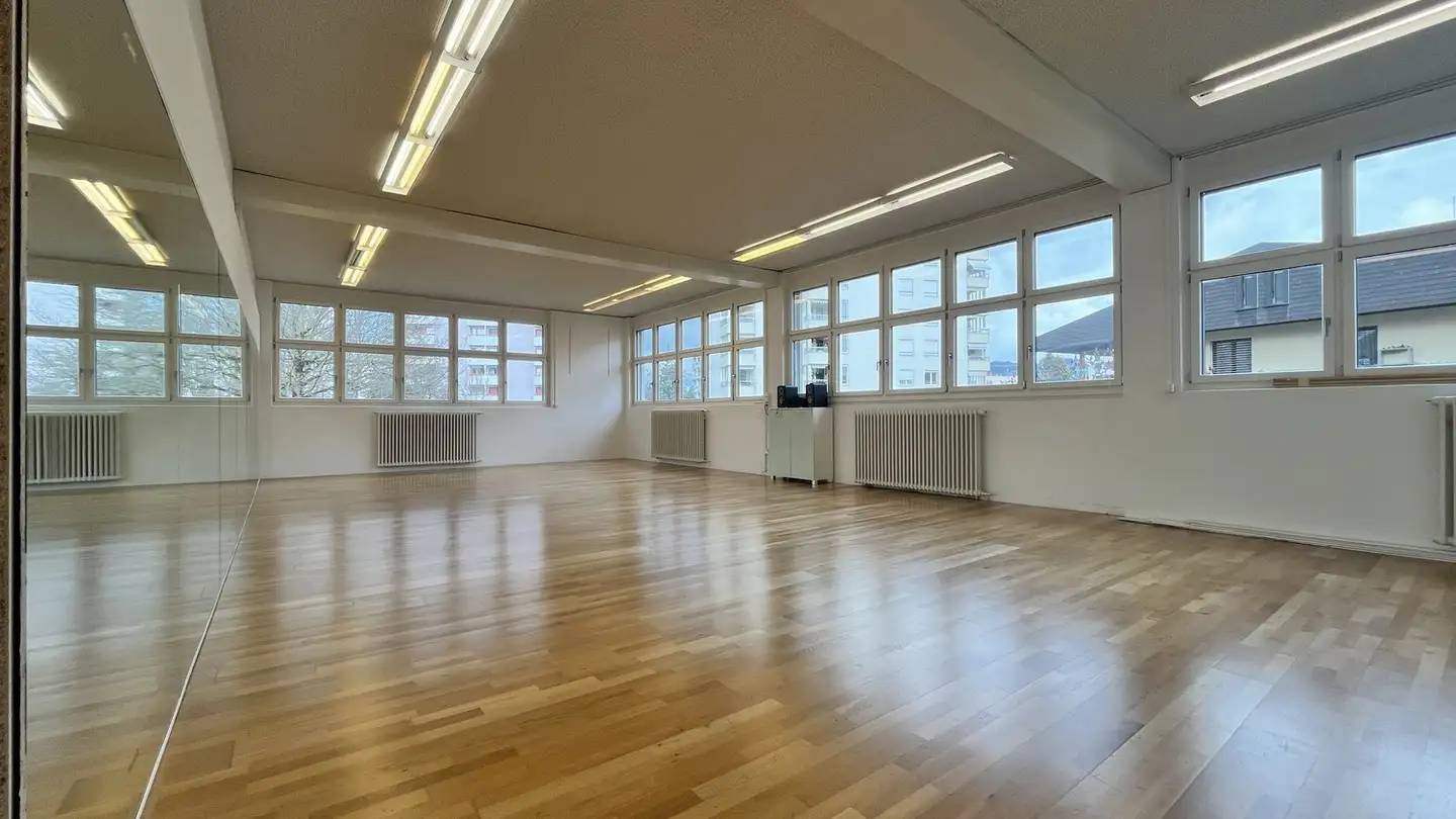 Commercial à louer - Centralstrasse 18, 6210 Sursee - Photo 2