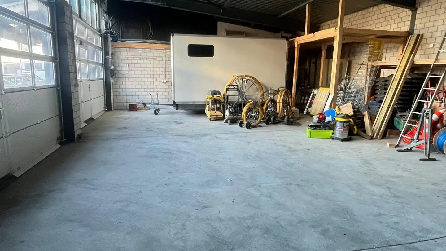 Immeuble industriel à louer - St. Gallerstrasse 170, 8404 Winterthur - Photo 2