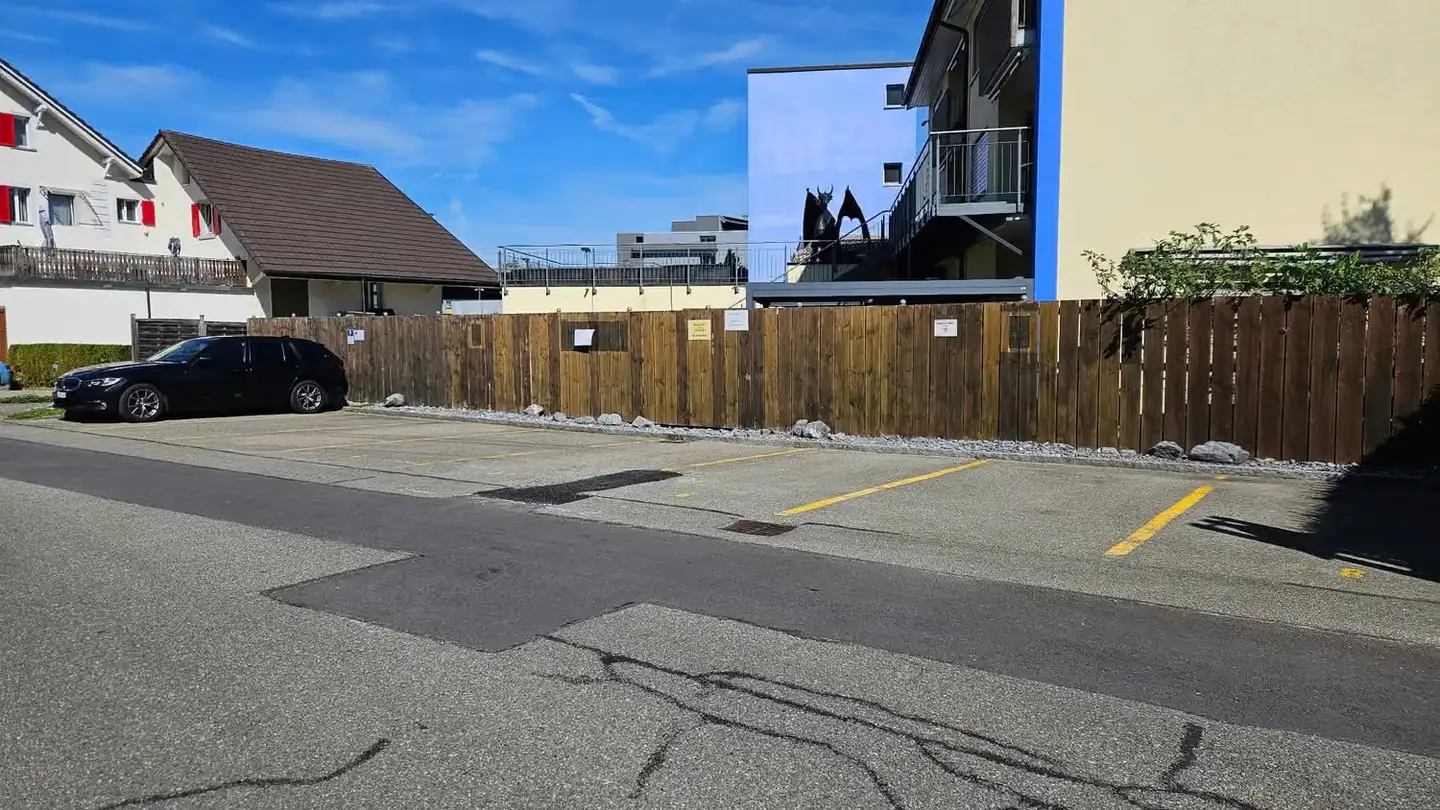 Outdoor parking space for rent - Wolfbodenstrasse 13, 5506 Mägenwil