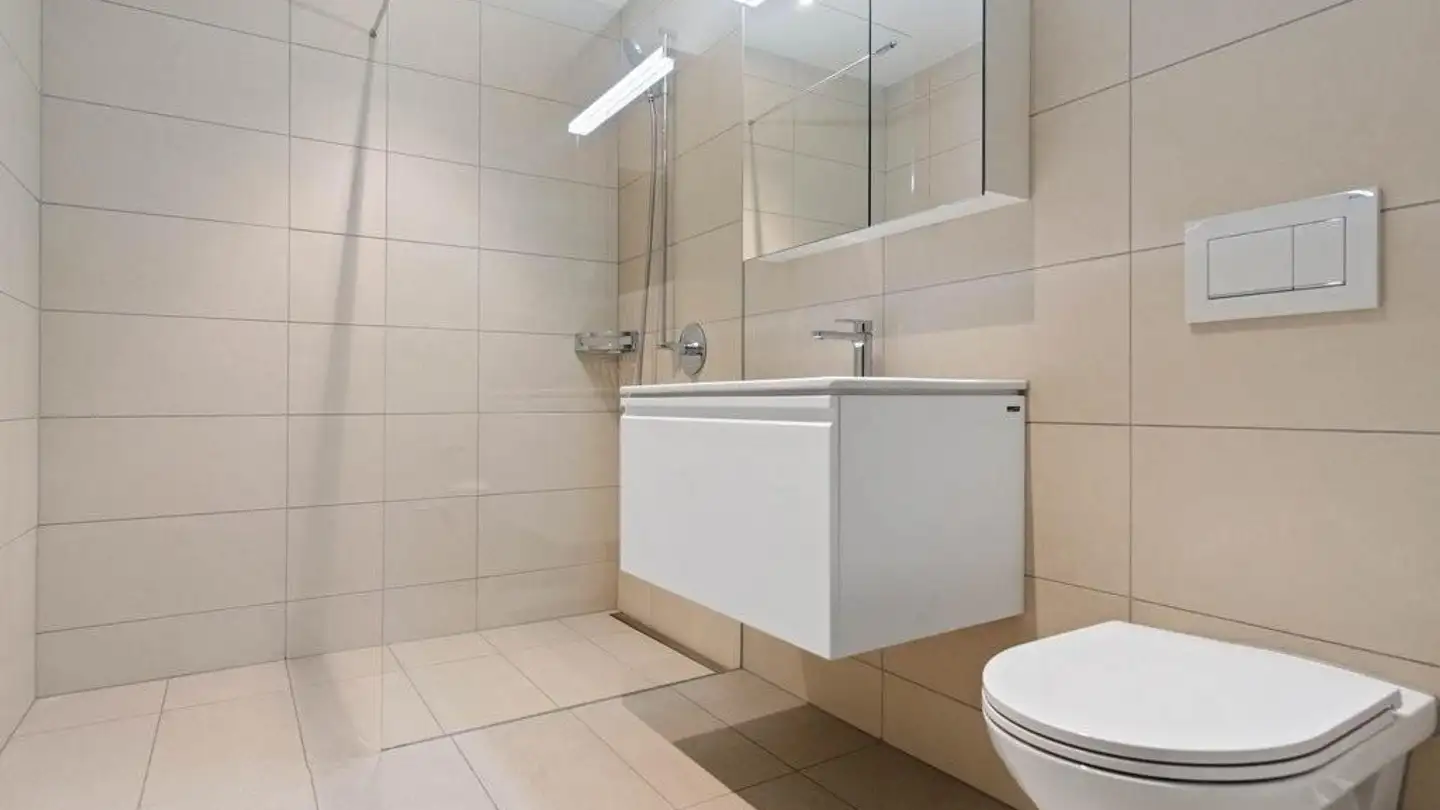 Wohnung mieten - Im Trichtisal 9a, 8053 Zürich - Foto 2