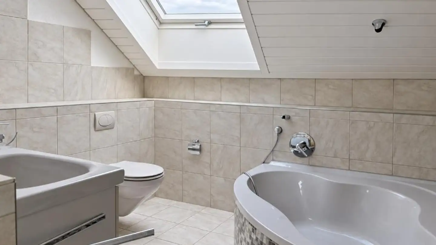 Attic flat for rent - Alte Landstrasse 20, 8114 Dänikon ZH