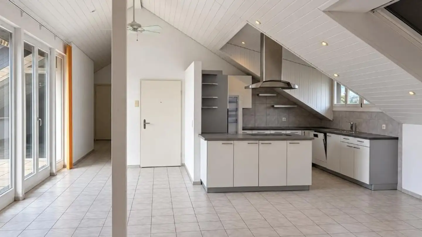 Attic flat for rent - Alte Landstrasse 20, 8114 Dänikon ZH - Photo 3