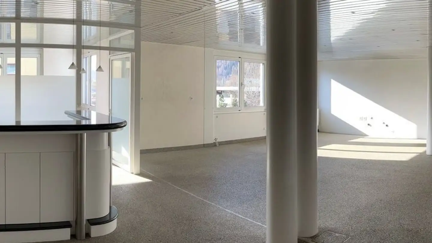 Arztpraxis kaufen - Dadour 86, 7503 Samedan - Foto 3