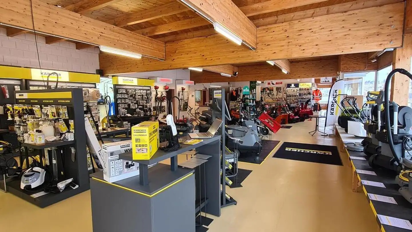 Shop for sale - 2340 Le Noirmont - Photo 2