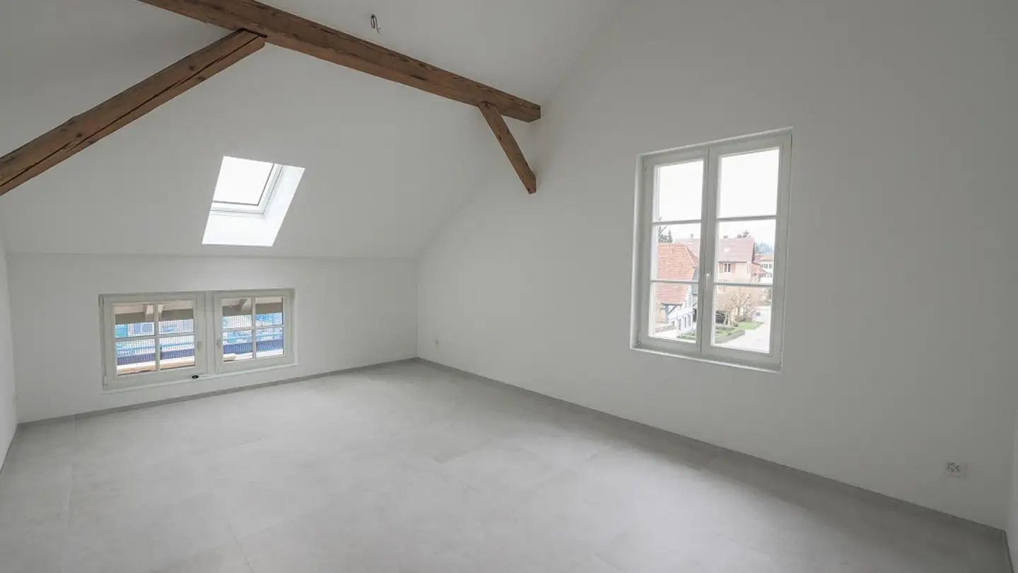 Attique à louer - Jurastrasse 10, 4912 Aarwangen - Photo 3