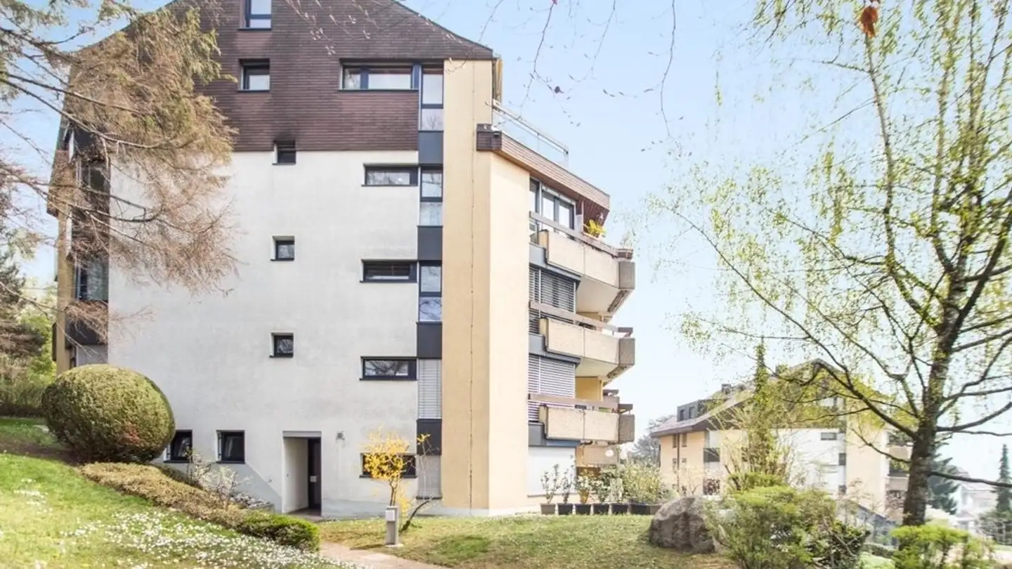 Place de parking intérieure pour moto à louer - Chemin Des Roches 6, 1009 Pully