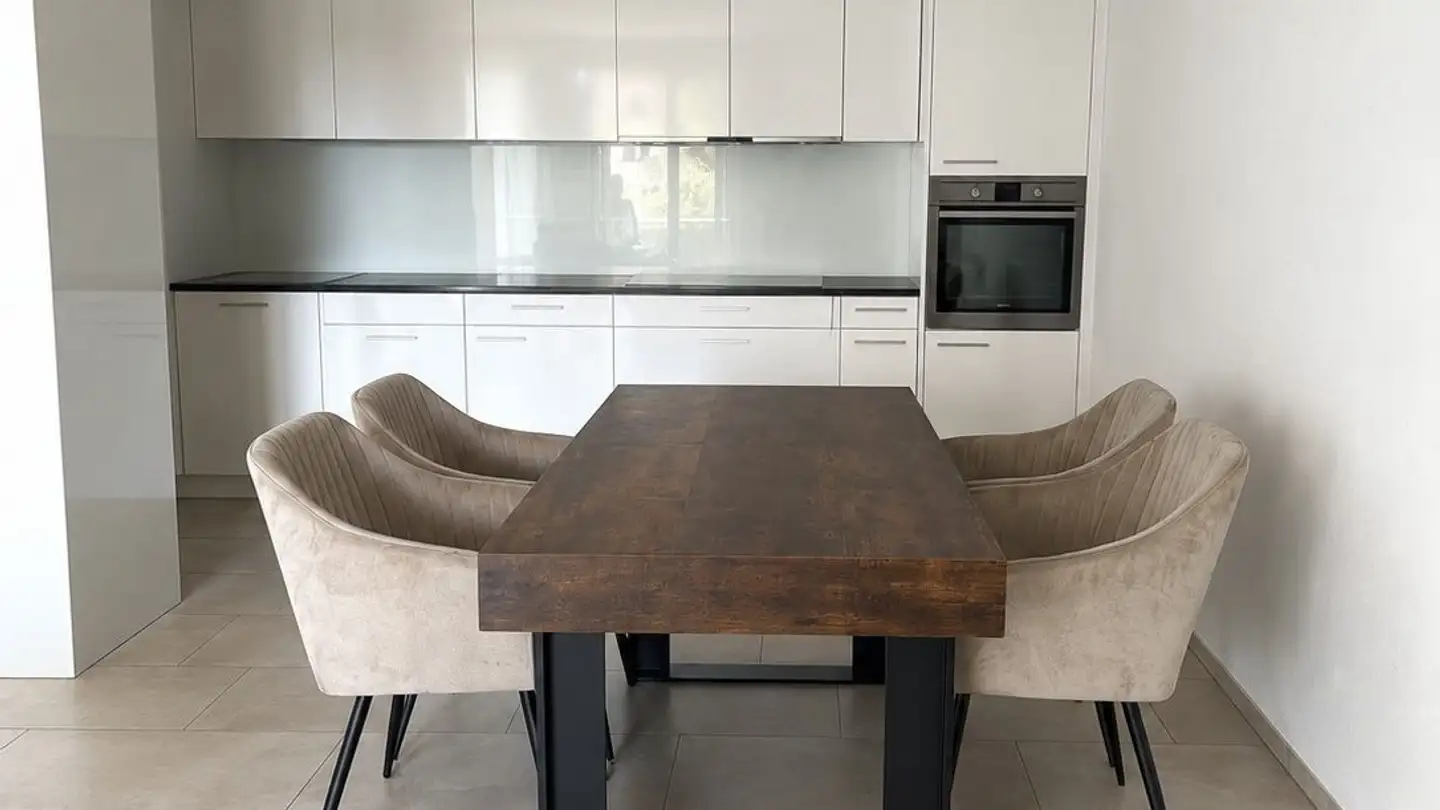 Wohnung mieten - Bubikonerstrasse 15b, 8635 Dürnten - Foto 2