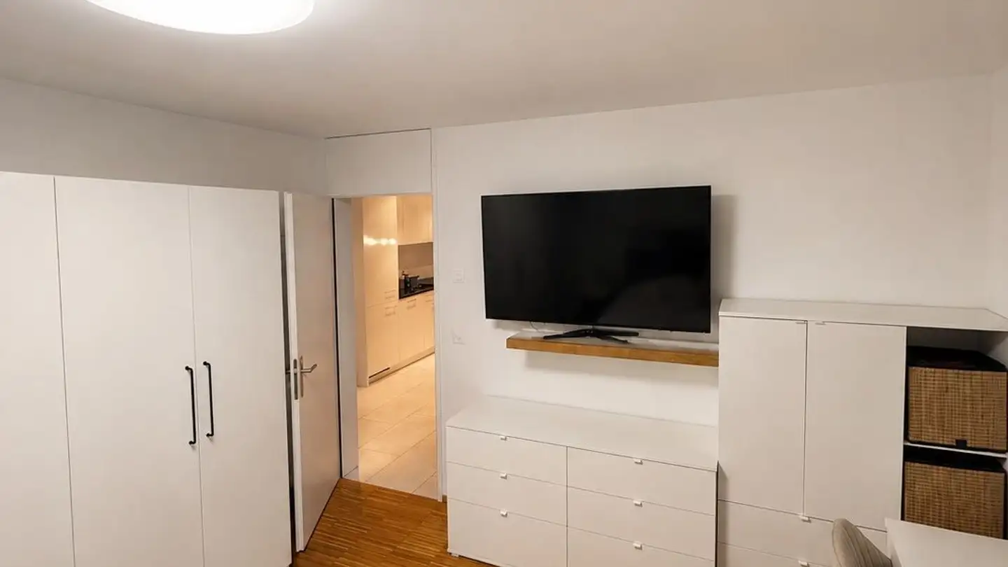 Wohnung mieten - Bubikonerstrasse 15b, 8635 Dürnten - Foto 3