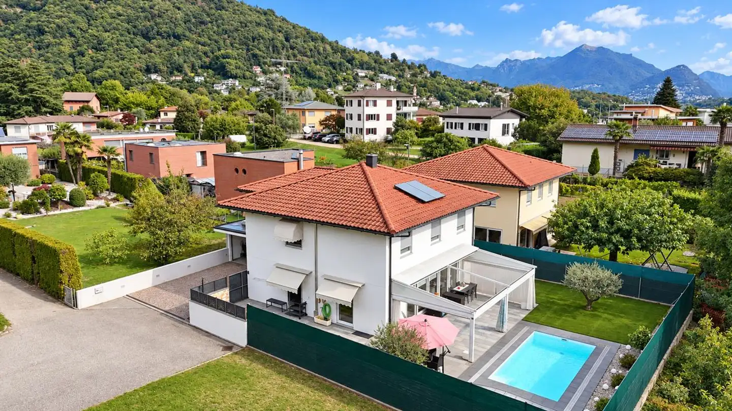 Villa in vendita - Via Cüchée 9, 6984 Pura