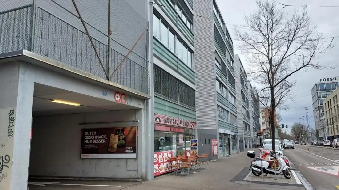 Parkplatz im Freien mieten - 4057 Basel