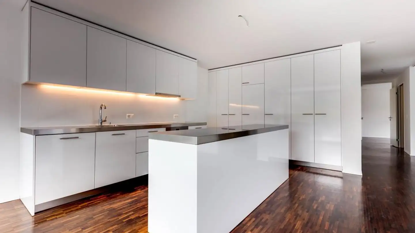 Attique à louer - Brückenweg 12, 3930 Visp - Photo 2