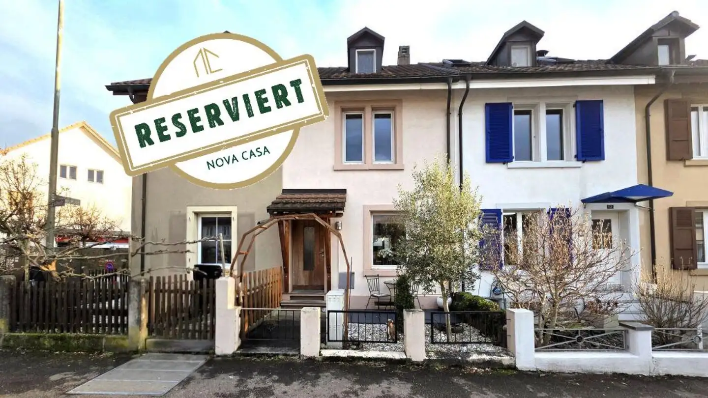 Row house for sale - 4127 Birsfelden