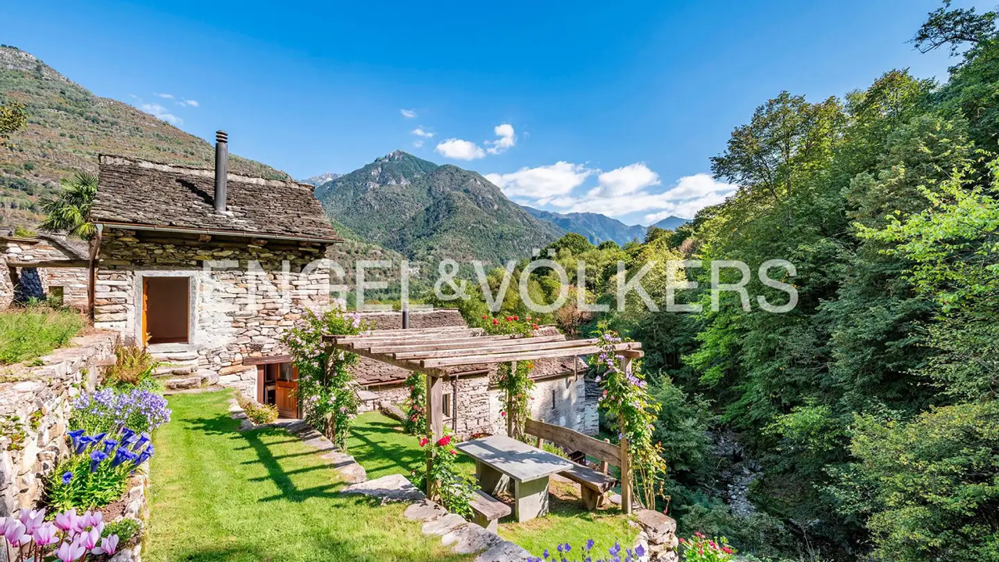 Maison individuelle à vendre - 6673 Maggia