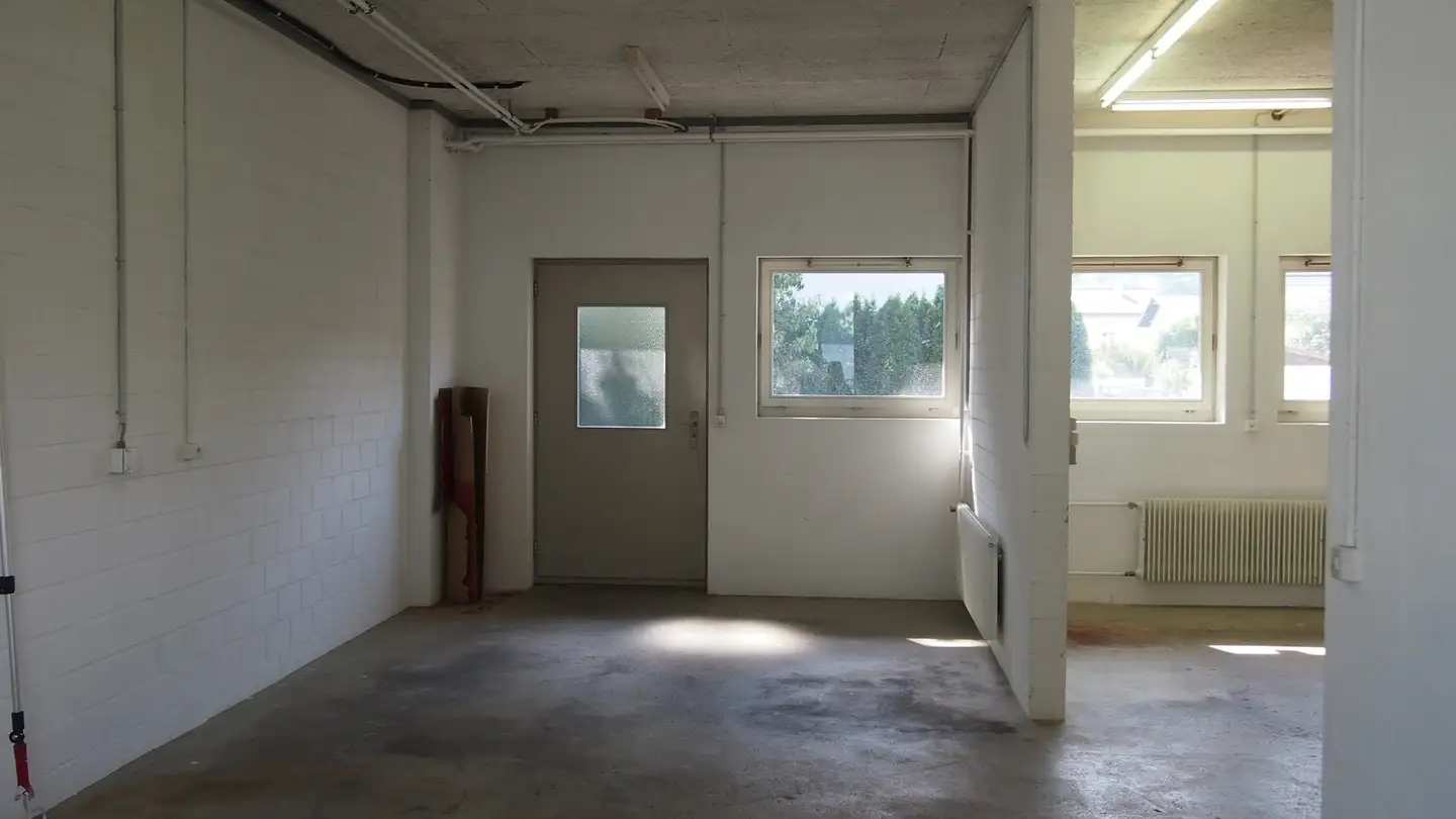 Gewerbe mieten - Zelgstrasse 15, 3661 Uetendorf