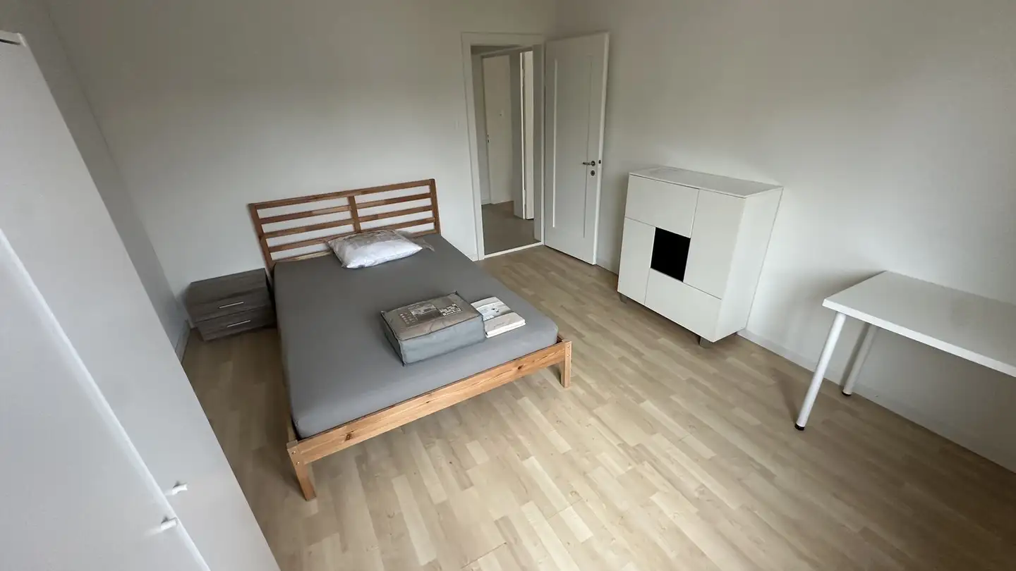 Single room for rent - 8610 Uster