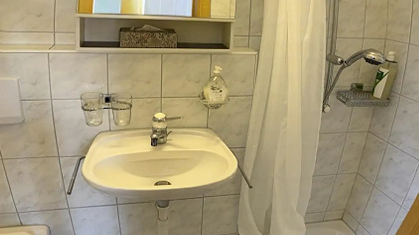 Appartamento in affitto - Sabarra 12, 9479 Oberschan - Photo 2