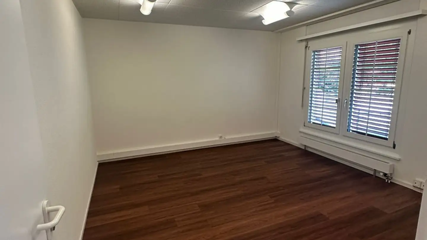 Spazio ufficio in affitto - Zürcherstrasse 53, 8103 Unterengstringen - Photo 3