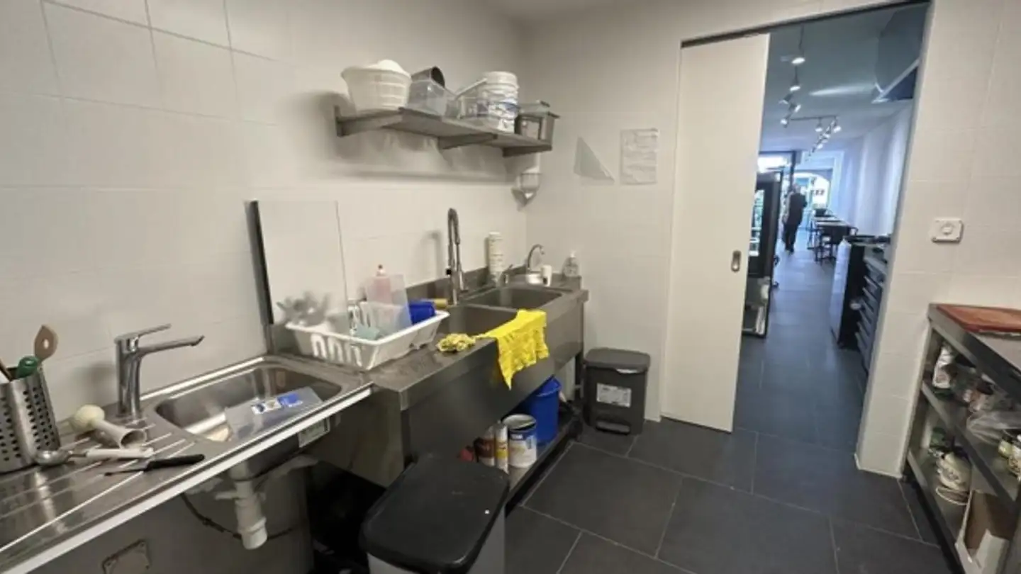Shop for rent - Grand-Rue 31, 1110 Morges