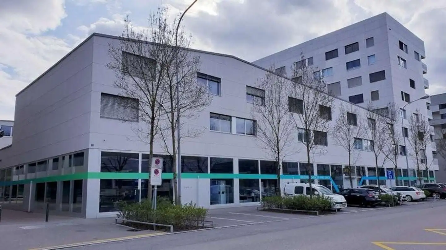 Tiefgaragenstellplatz mieten - Brandstrasse, 8952 Schlieren