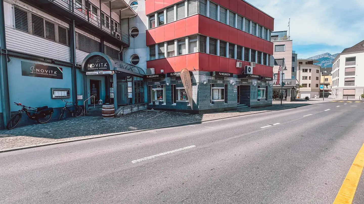 Edificio ad uso misto in vendita - Bahnhofplatz 6, 6060 Sarnen - Foto 2