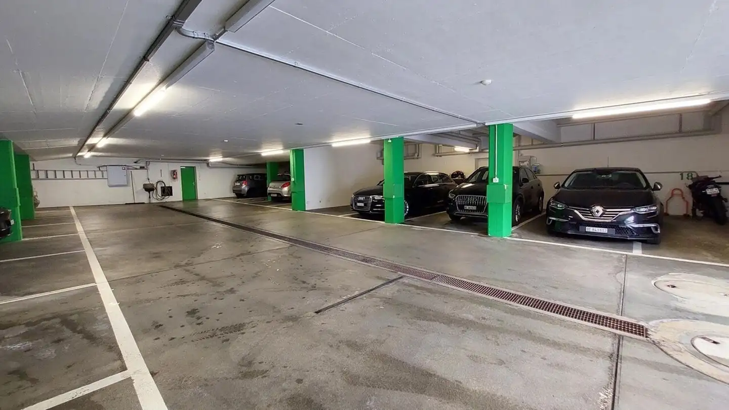 Place de parking intérieure à louer - Schulmattstrasse 9, 3063 Ittigen - Photo 2