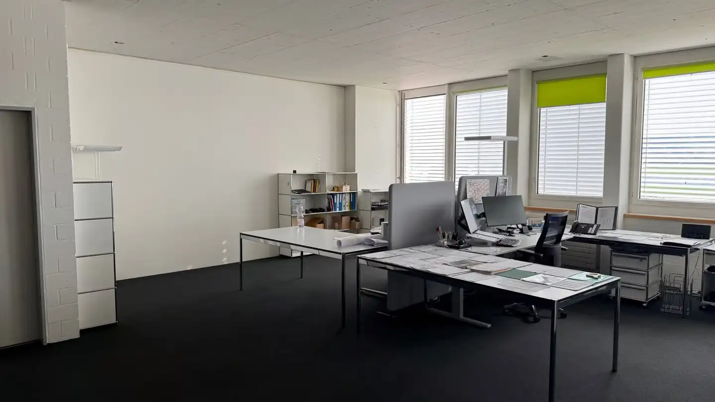 Bürofläche mieten - Eschenstrasse 10, 8603 Schwerzenbach - Foto 3