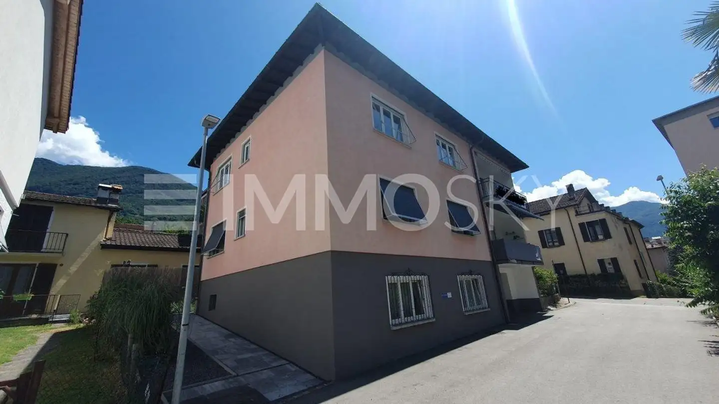 Residential building for sale - 6963 Pregassona