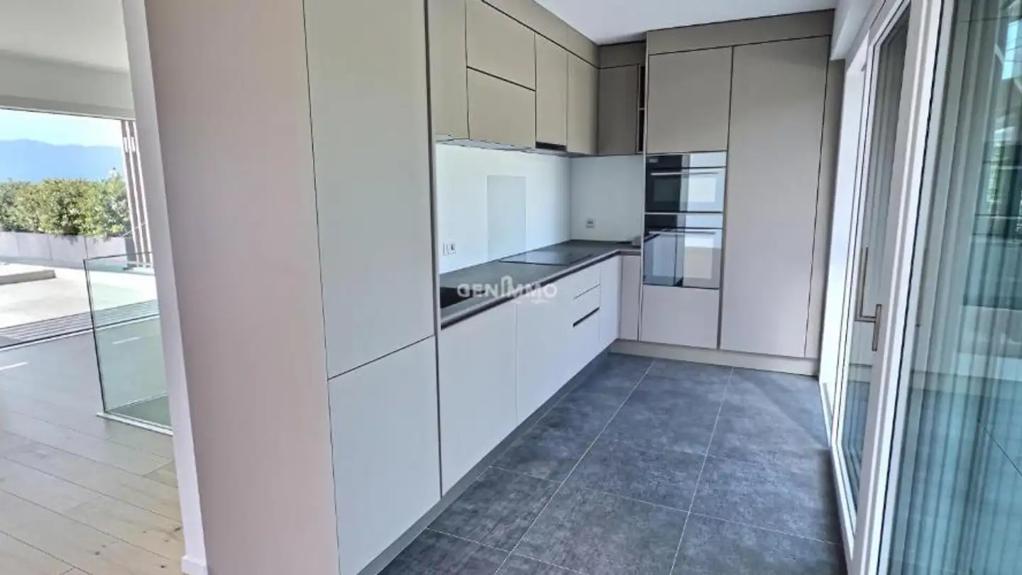 Stepped apartment for rent - 1247 Anières - Photo 2