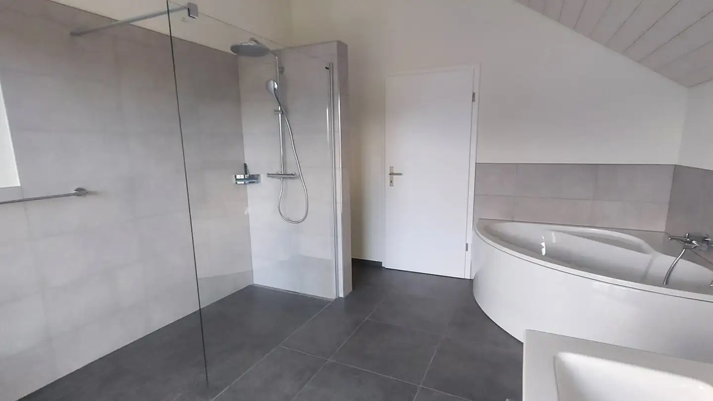 Attico in vendita - Krattigstrasse 69, 3700 Spiez - Foto 3