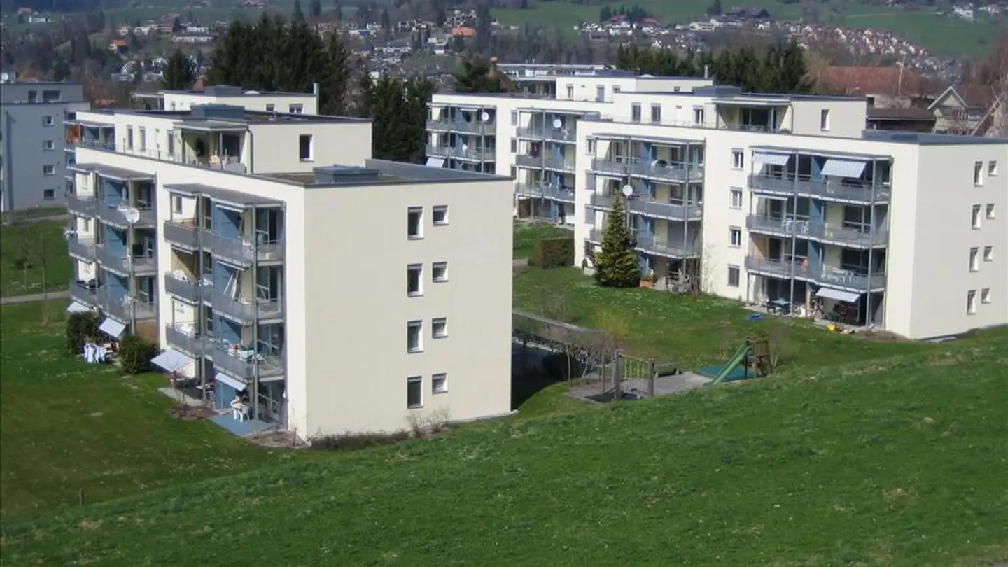 Tiefgaragenstellplatz mieten - Ziegeleistrasse 52, 3612 Steffisburg