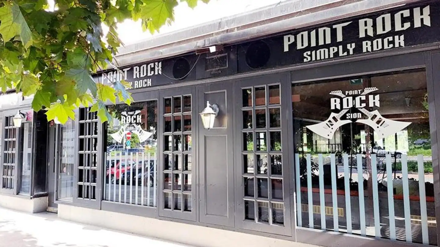 Mischgenutztes Gebäude mieten - Avenue Maurice-Troillet, 1950 Sion