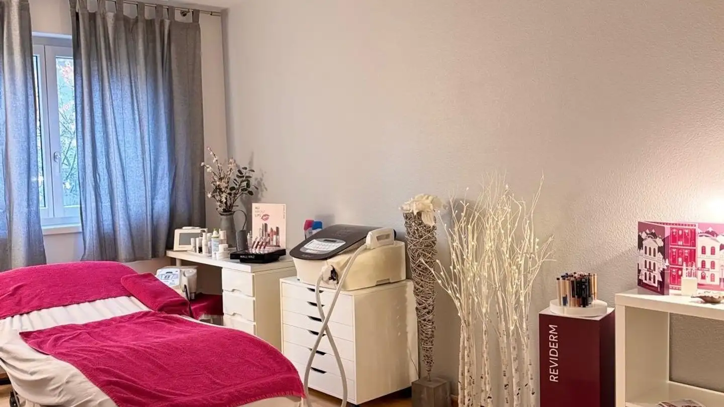 Studio medico in affitto - 4147 Aesch BL