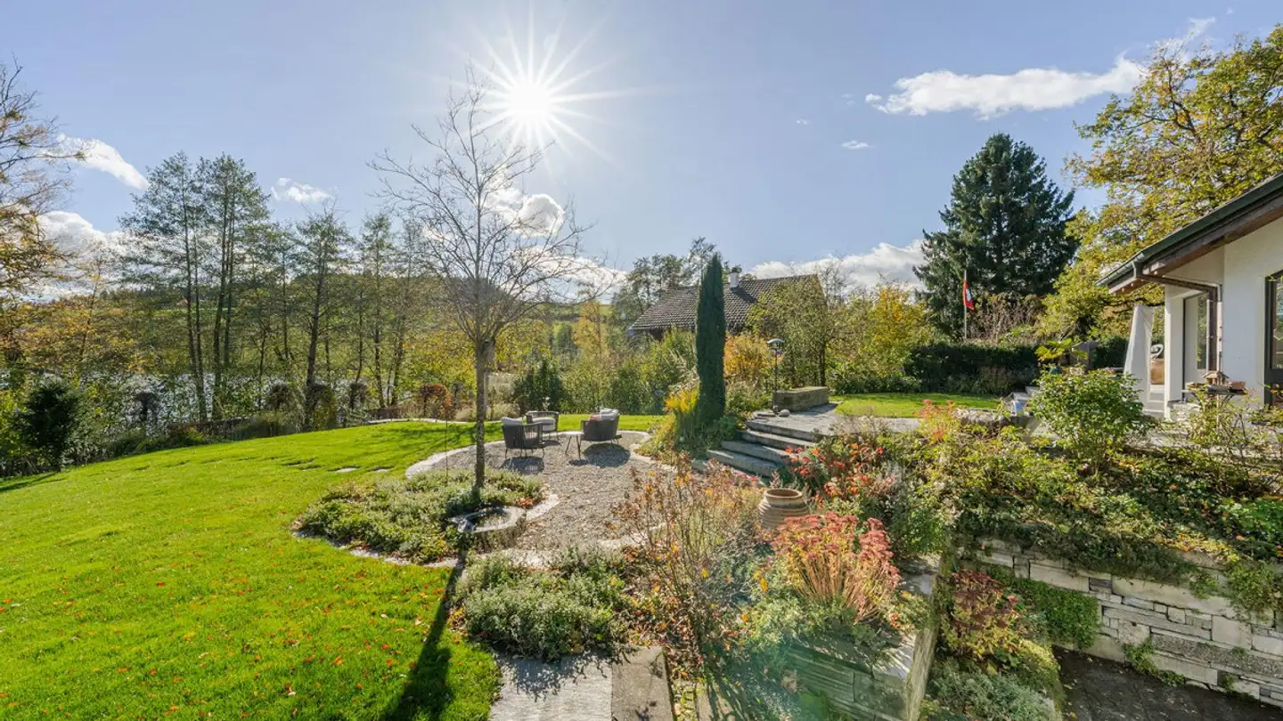 Villa for sale - 6123 Geiss