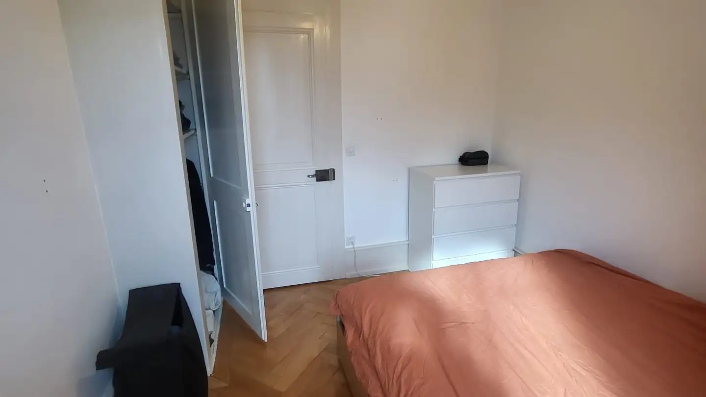Chambre à louer - Rue De Comba-Borel, 2000 Neuchâtel - Photo 2