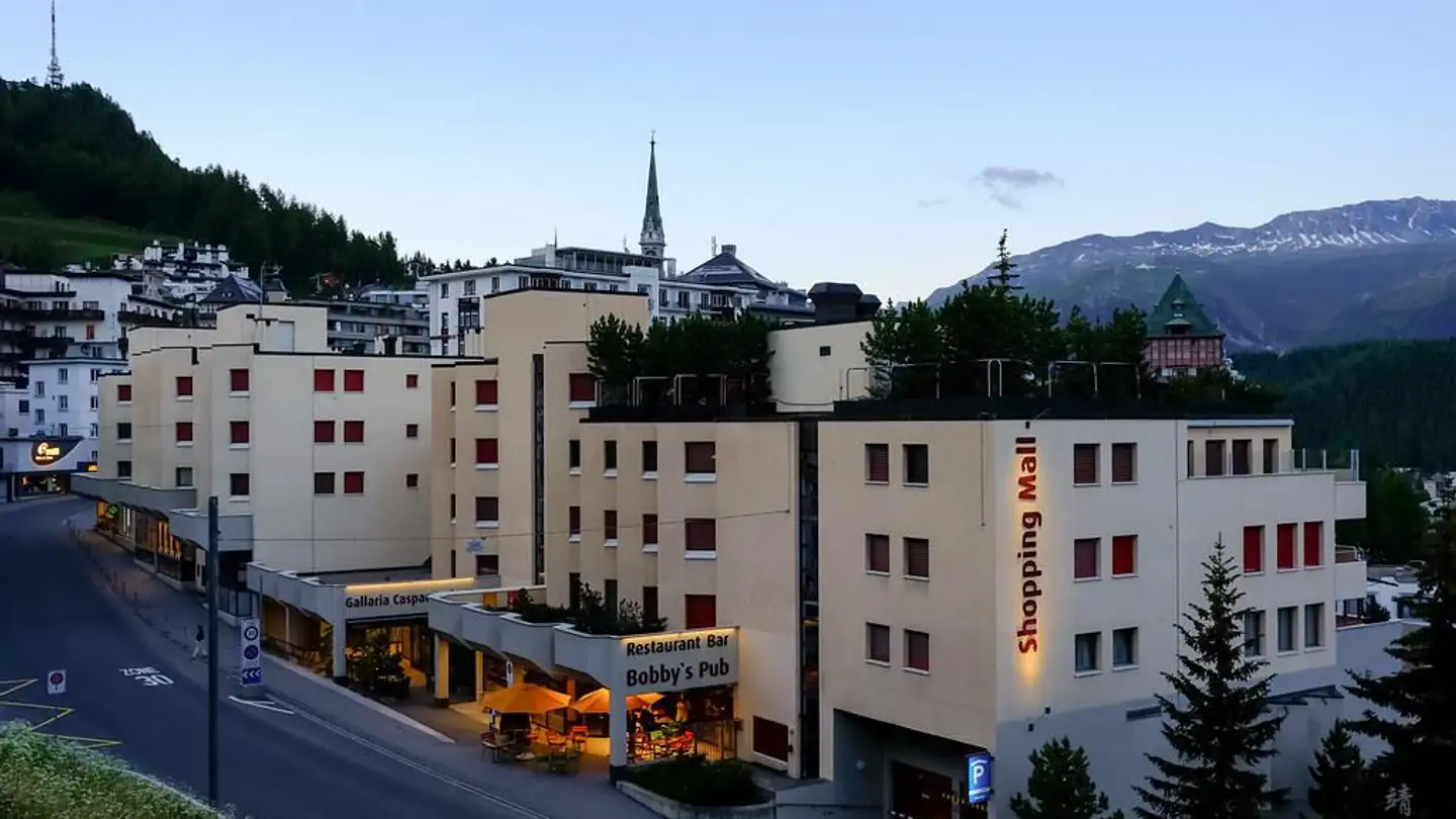 Gewerbe kaufen - Via Dal Bagn 52, 7500 St. Moritz