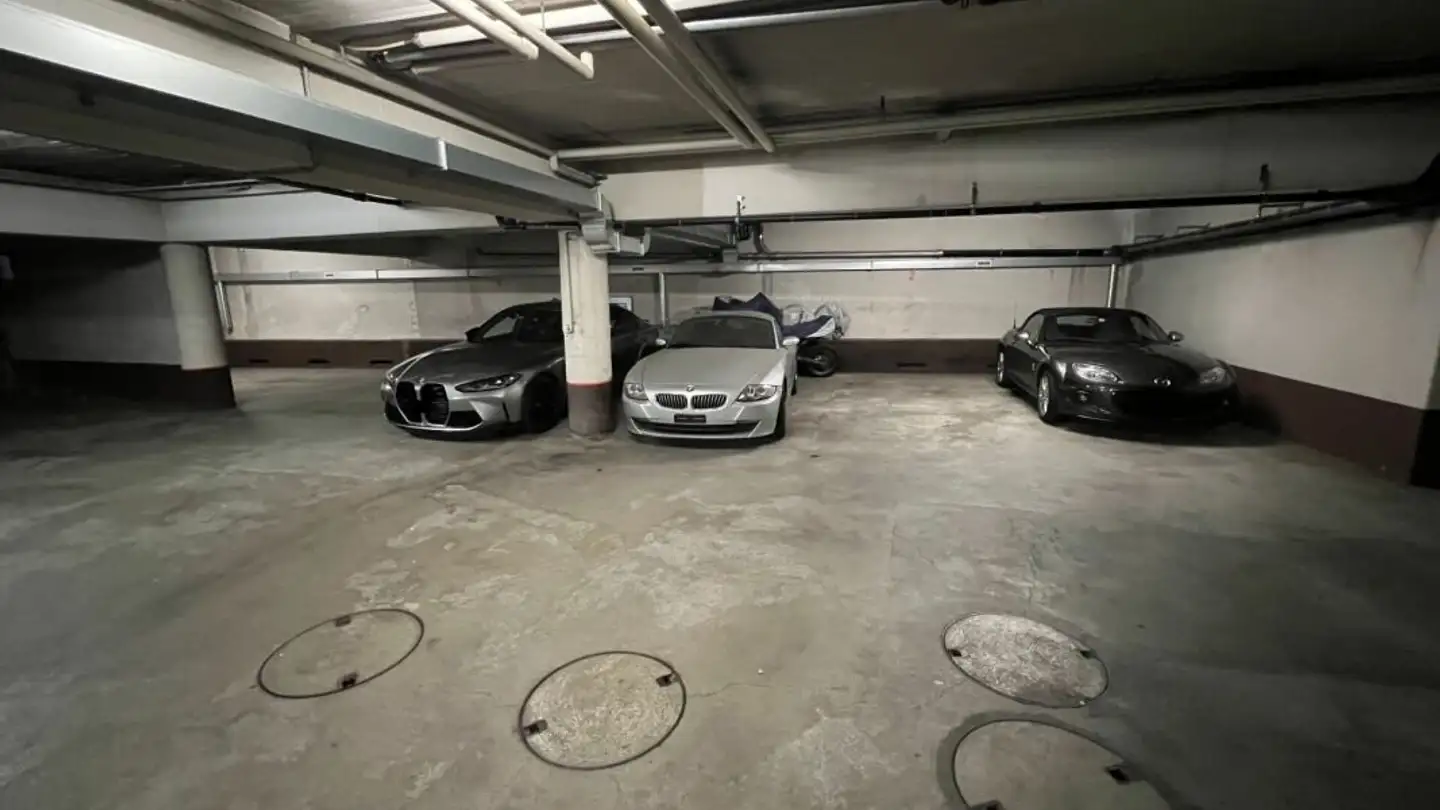 Garage singolo in affitto - Spyristrasse 8, 8044 Zürich