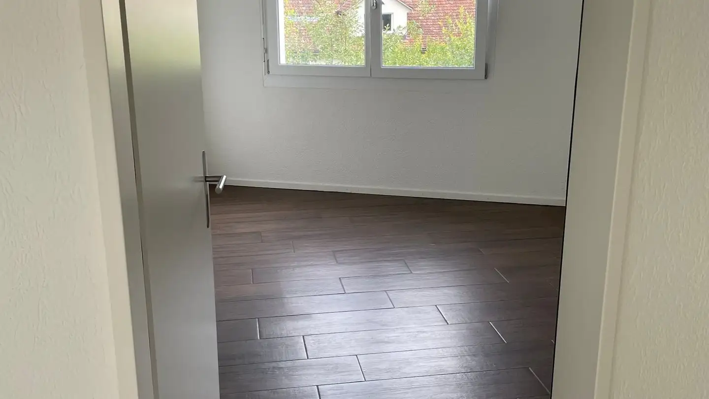 Wohnung mieten - Waldstrasse 10, 8132 Egg b. Zürich - Foto 2
