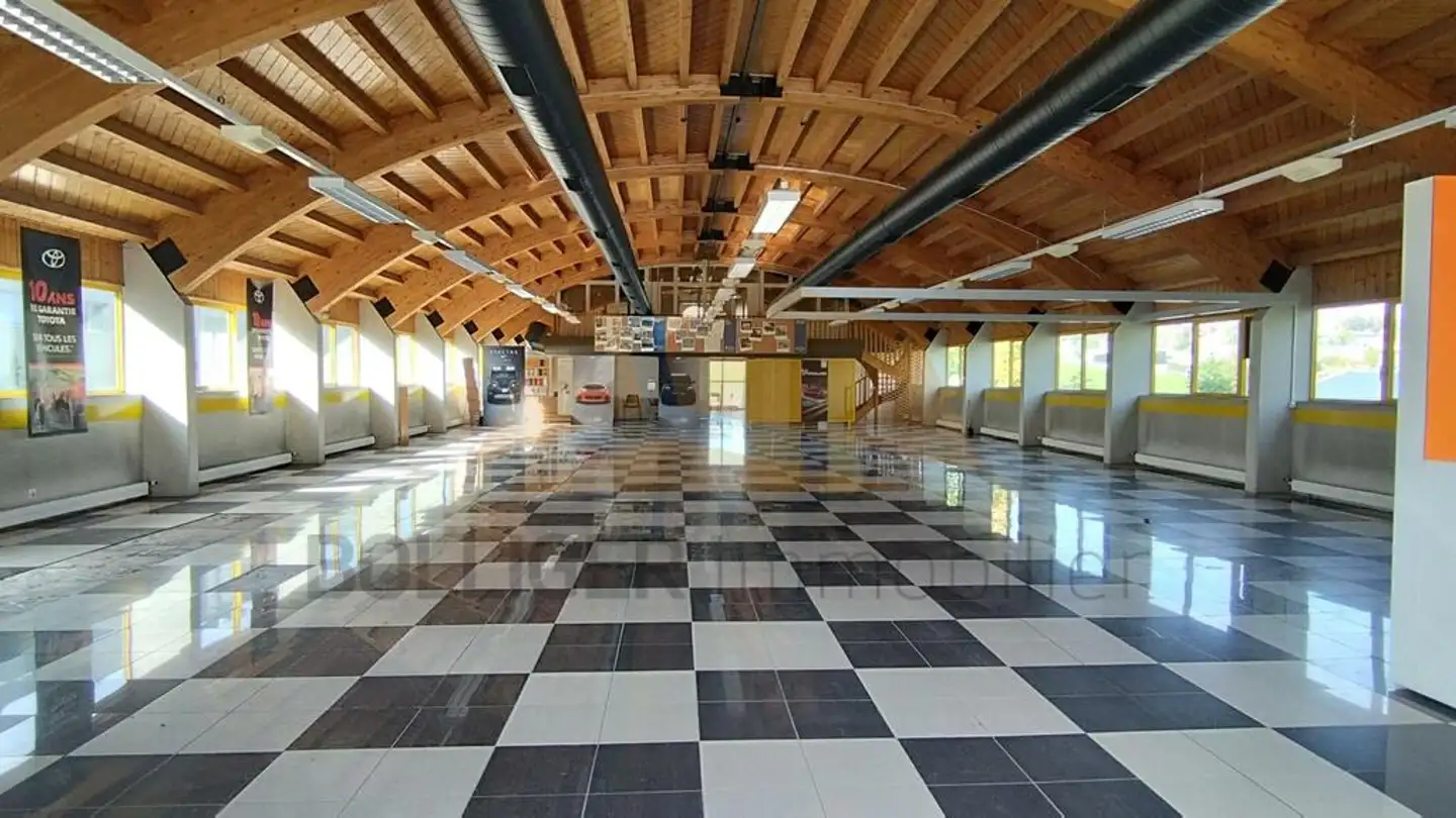 Immeuble mixte à vendre - Rue Fritz-Courvoisier 61, 2300 La Chaux-de-Fonds