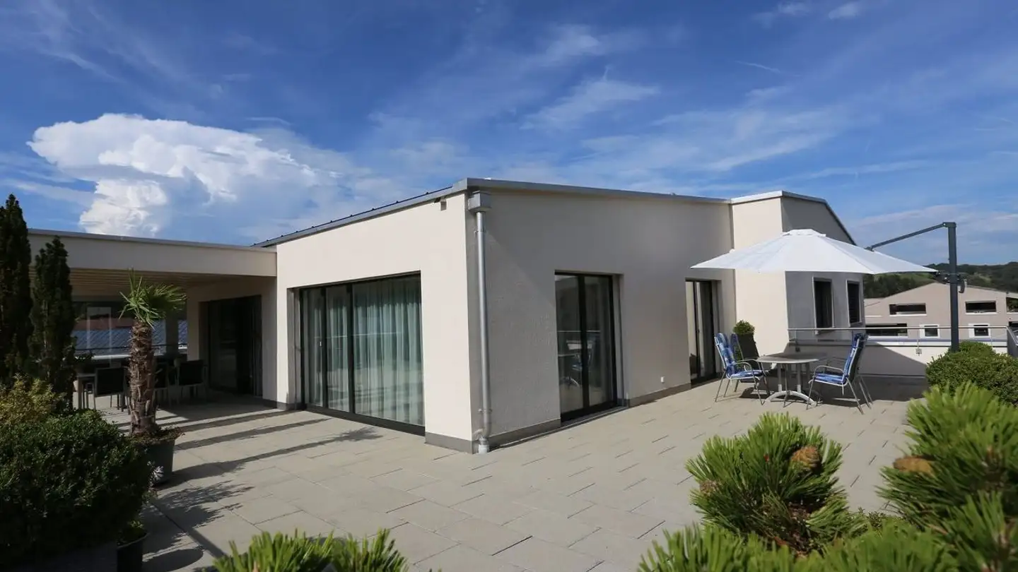 Attique à louer - Bernstrasse 4a, 6144 Zell LU