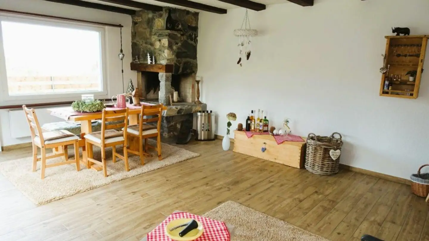 Dachgeschosswohnung kaufen - Via Quadras 9, 7111 Pitasch - Foto 2
