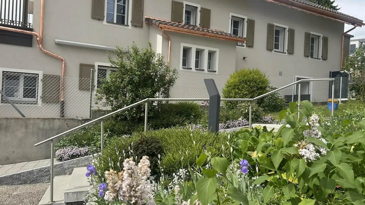 Attique à louer - Fluhstrasse 16, 8645 Jona